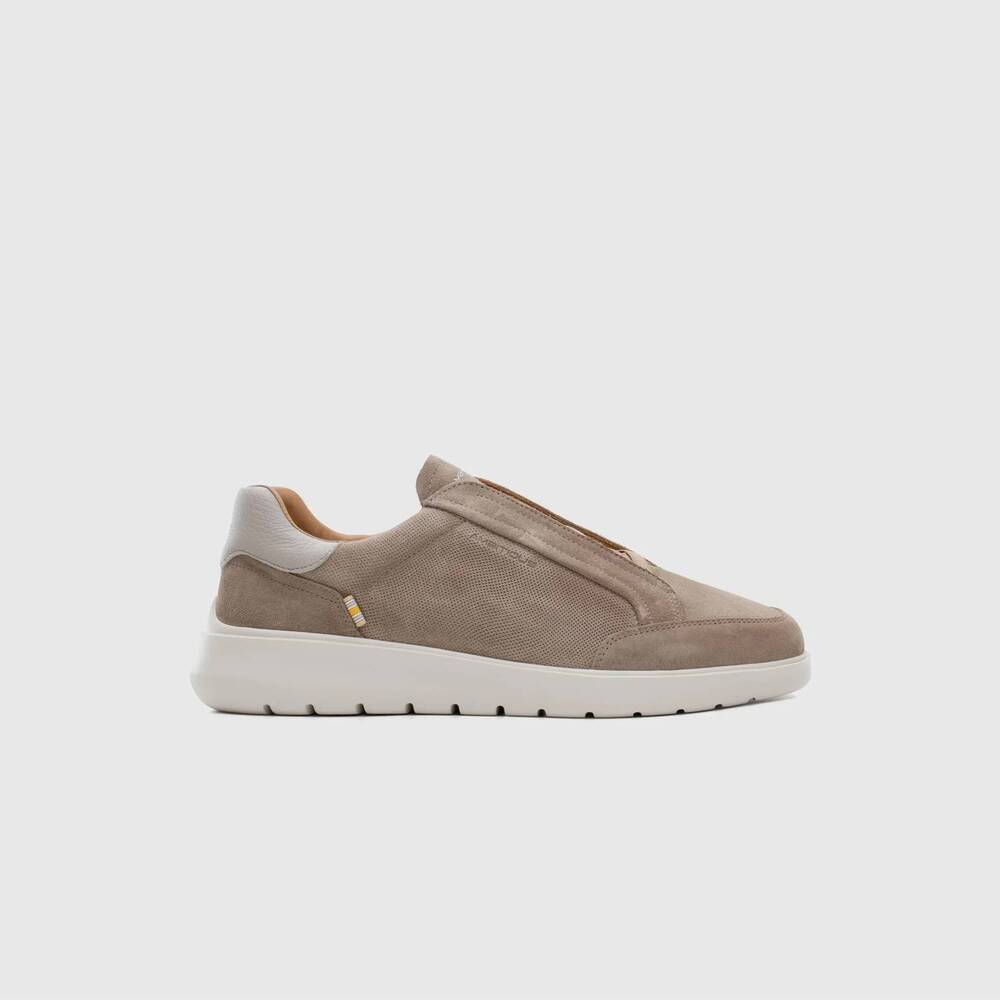 NEW AMBITIOUS men's hover slip-on sneaker in taupe